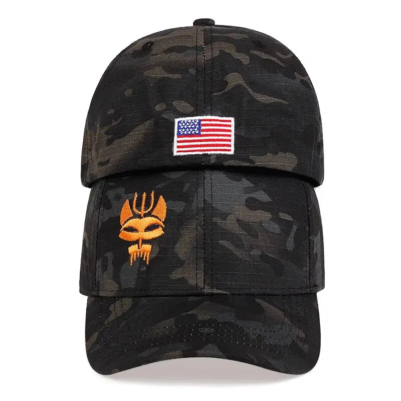 Unisex Wolf Embroidered Adjustable Baseball Cap