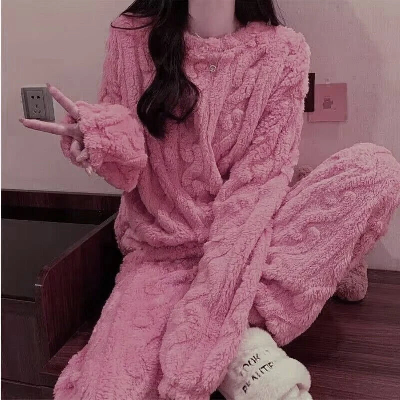 Women's Coral Velvet Winter Pajama Set