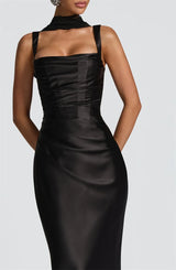 Elegant Backless Satin Maxi Dress – Sleeveless Halter Bodycon Party Gown