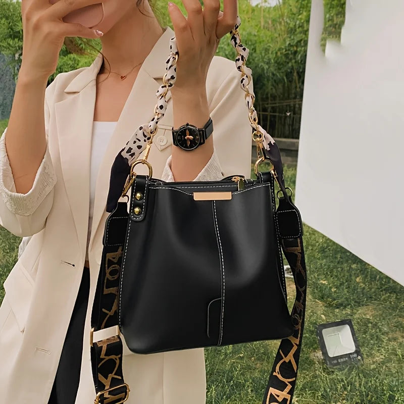 Ribbon Chain Large Capacity Bucket Bag