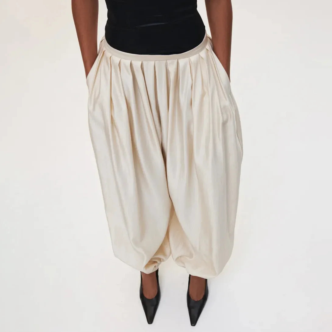 Women's Satin Lantern Pants with Pleated Detail