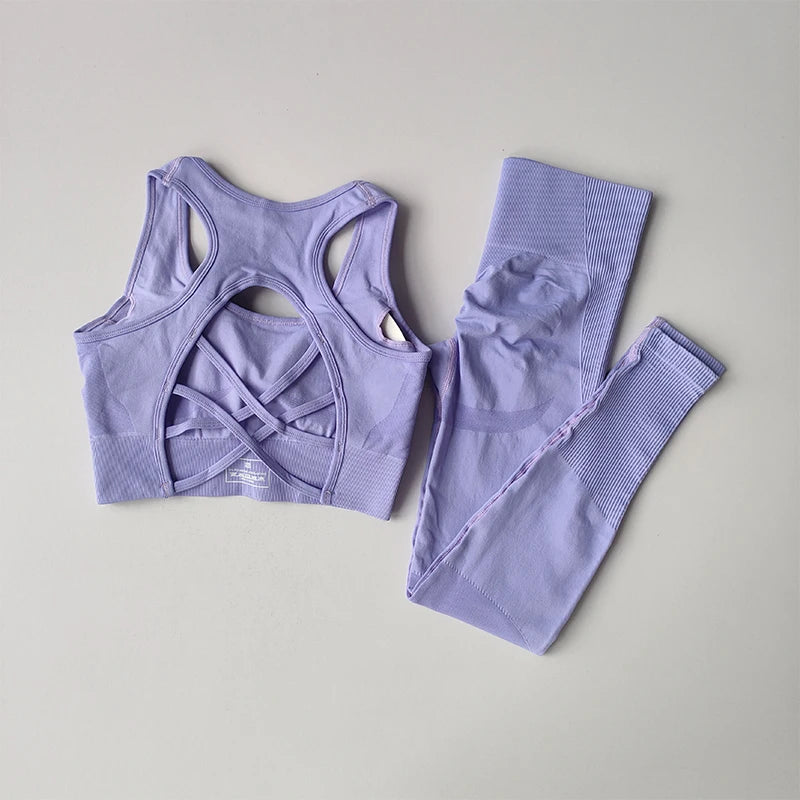 2PCS Women's Seamless Yoga Set - Shockproof Sports Bra & Leggings