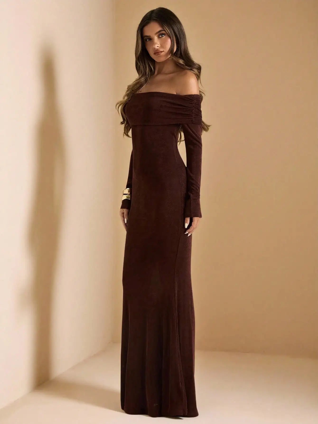 Elegant Open-Shoulder Bodycon Fishtail Dress