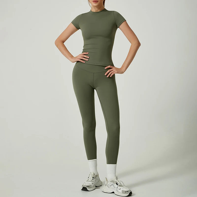 Women’s Quick-Dry Yoga & Fitness Set