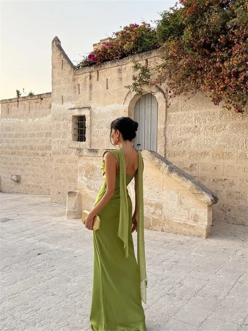 Elegant Backless Satin Maxi Dress – Sleeveless Halter Bodycon Party Gown