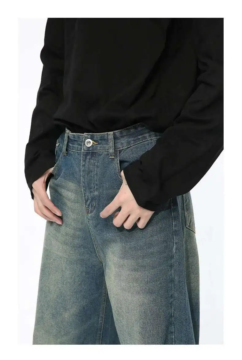Men's Loose Straight-Leg Jeans