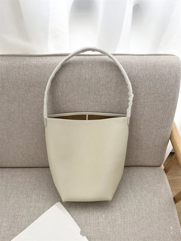 25 year new cowhide lychee pattern single shoulder commuting versatile large capacity bucket bag