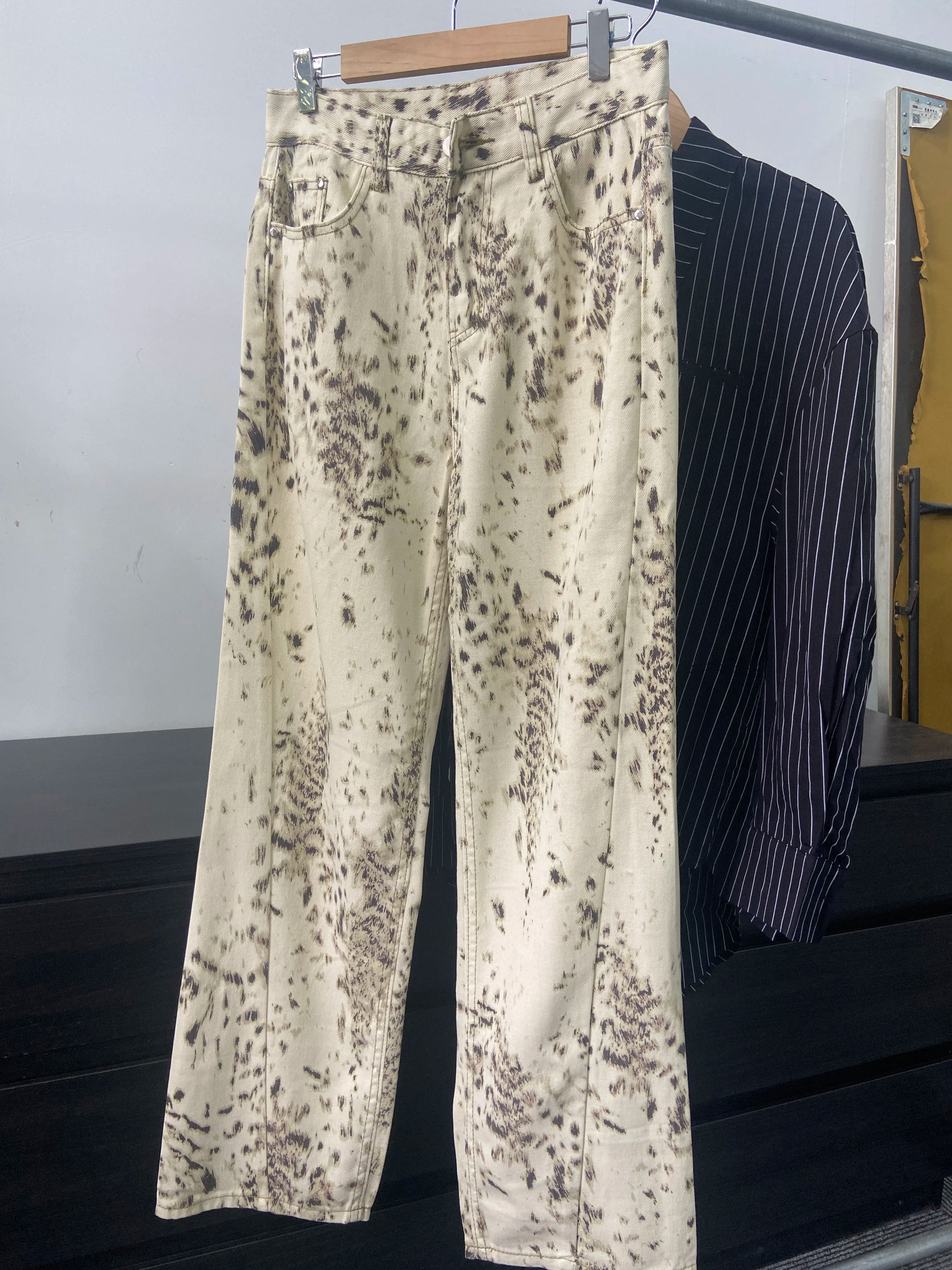 Women's High-Waisted Leopard Wide Leg Jeans | Y2K Vintage