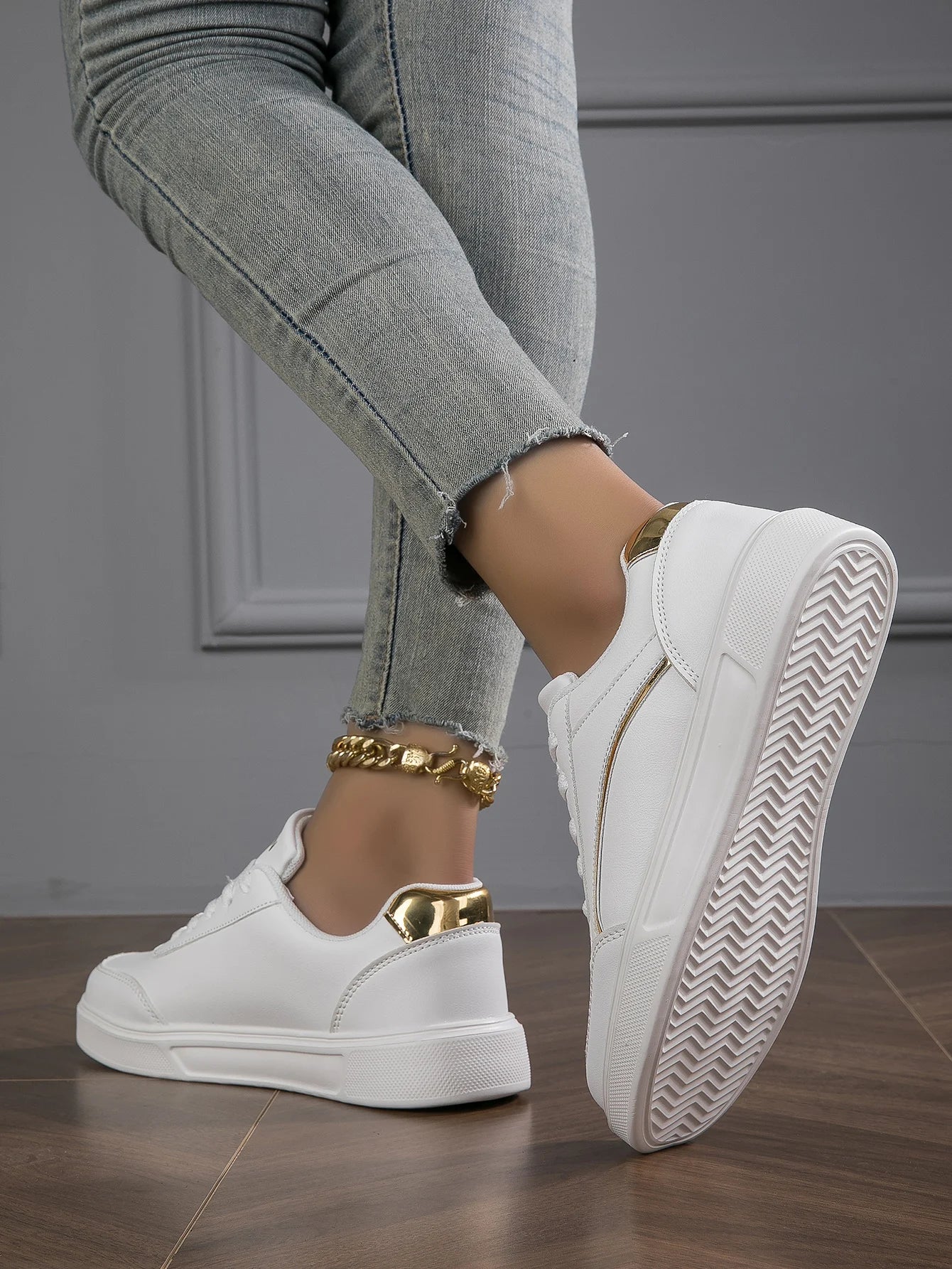 Baasploa Women’s Leather Platform Sneakers