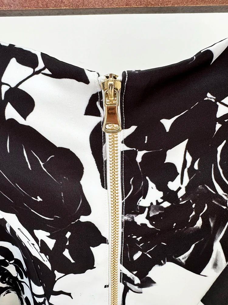 2026 Runway Floral Mini Skirt with Rose Gold Buttons