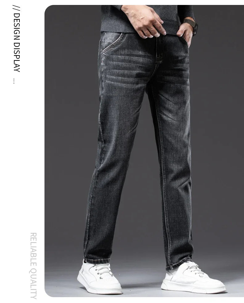 Men’s Classic Straight-Leg Stretch Jeans