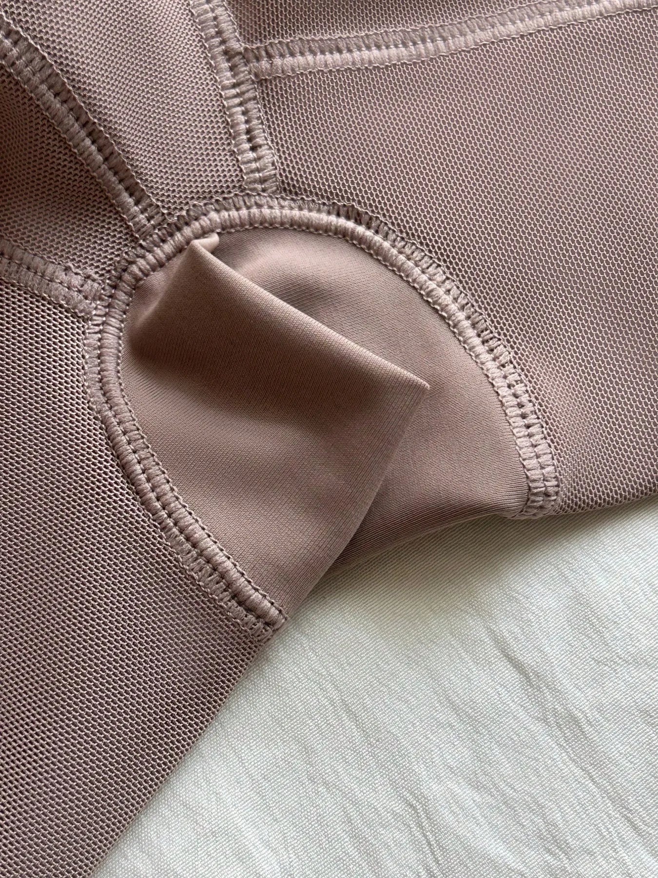 Women’s High-Compression Tummy Control Faja – USA Made Full Body Shaper