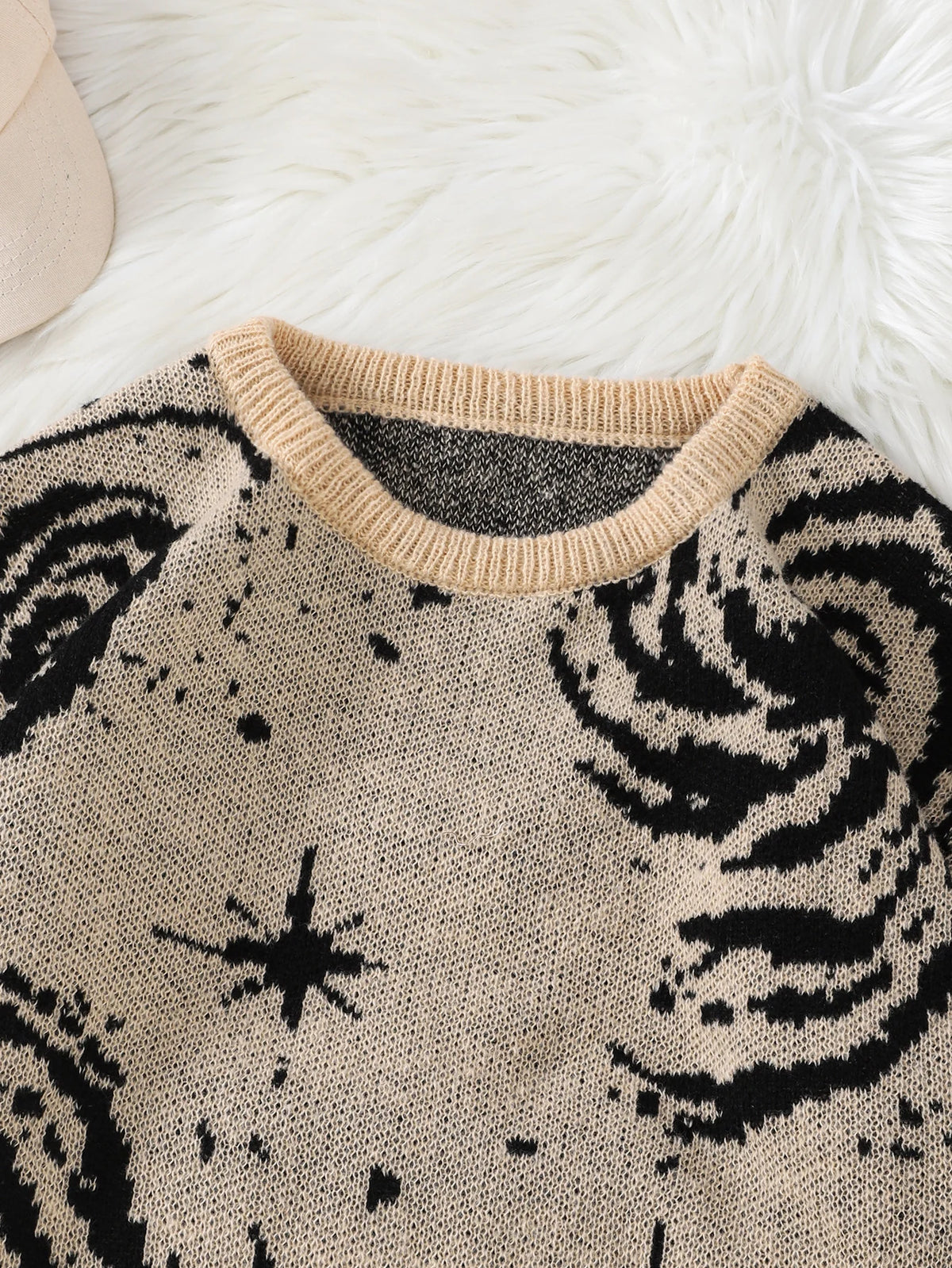 Men's Abstract Star Knit Crew Neck Sweater