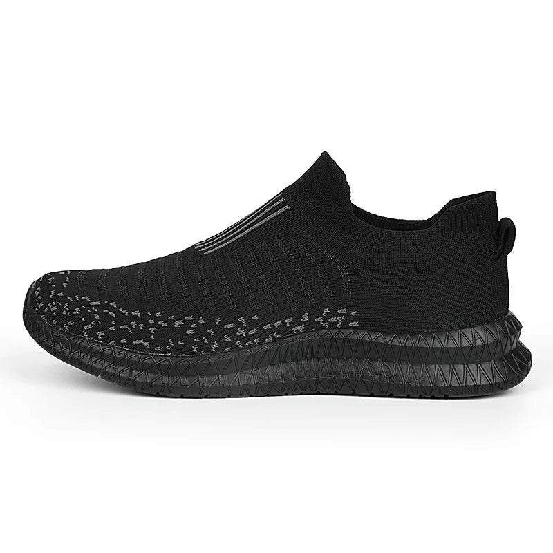 2026 Breathable Men Casual Shoes Lightweight Outdoor Male Walking Shoes Anti-slip Men's Sneakers Slip on Flats Vulcanized Shoes