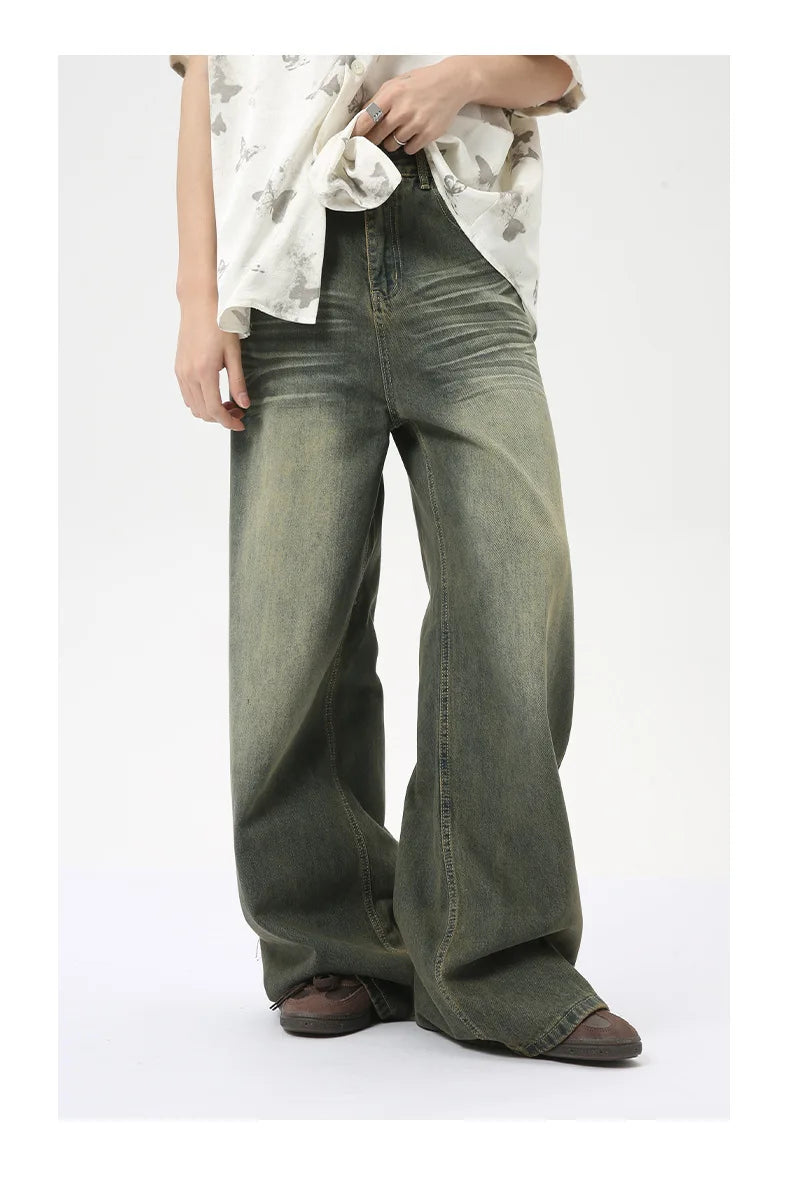 Men's Loose Straight-Leg Denim Jeans & Shorts