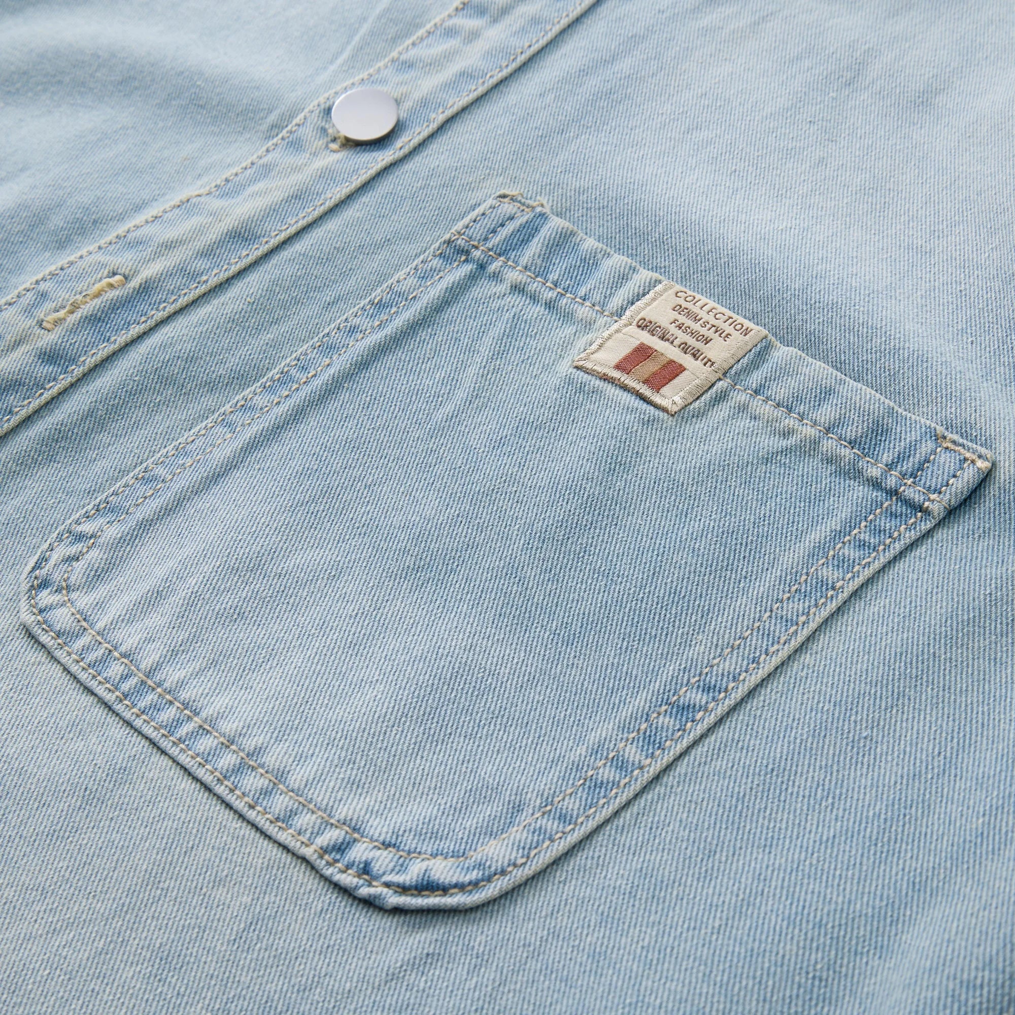 Men's Casual Denim Shirt Jacket Classic Button Up Workwear Style Jean Coat for Spring Fall