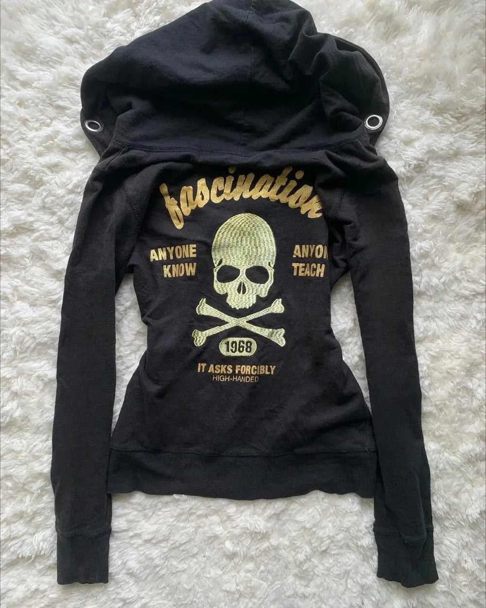Women’s Y2K Black Graphic Zip-Up Hoodie
