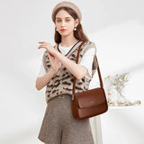 New Women's Large Capacity Cowhide Tote Fashionable Bat Wing Design Genuine Leather Handbag for Commuting Versatile Ladies Bag