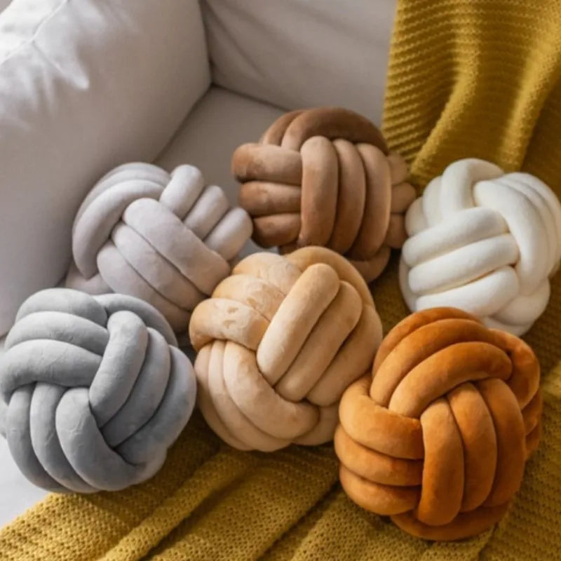 Handmade Knot Ball Throw Pillow – Soft Velvet Cushion