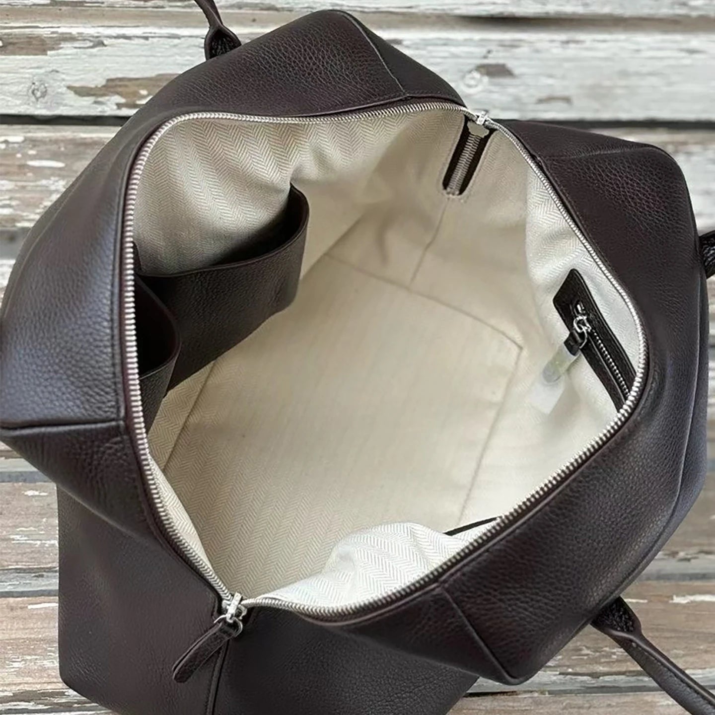XHTY Genuine Leather Shoulder Bag Underarm Bag Women Soft Large Capacity Bowling Bag Simple Fashion Top Layer Cowhide New Model