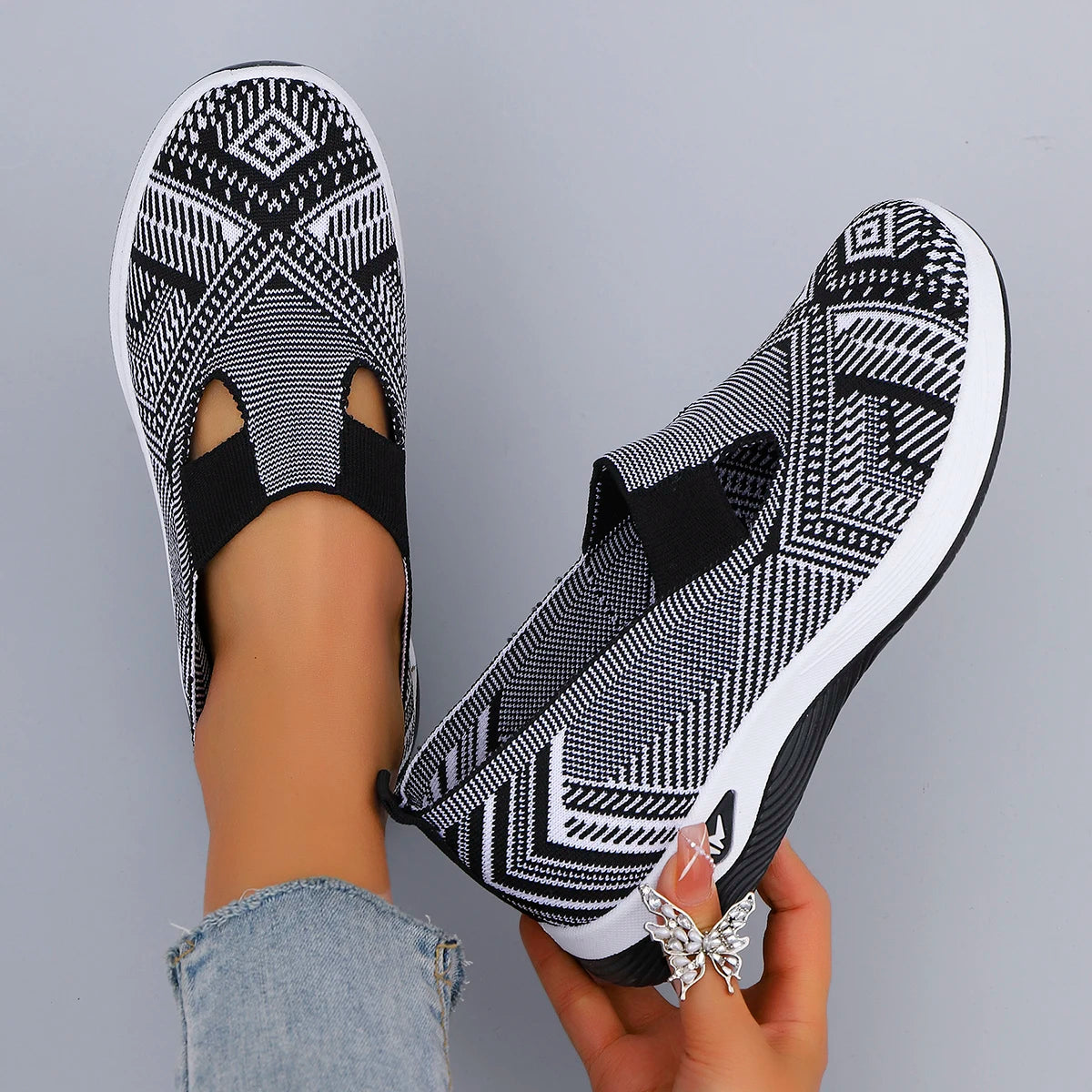 Spring New Women's Casual Sports Shoes Comfortable, Breathable, Lightweight, Wear Resistant Lazy Shoes, Soft Soled Flat Shoes