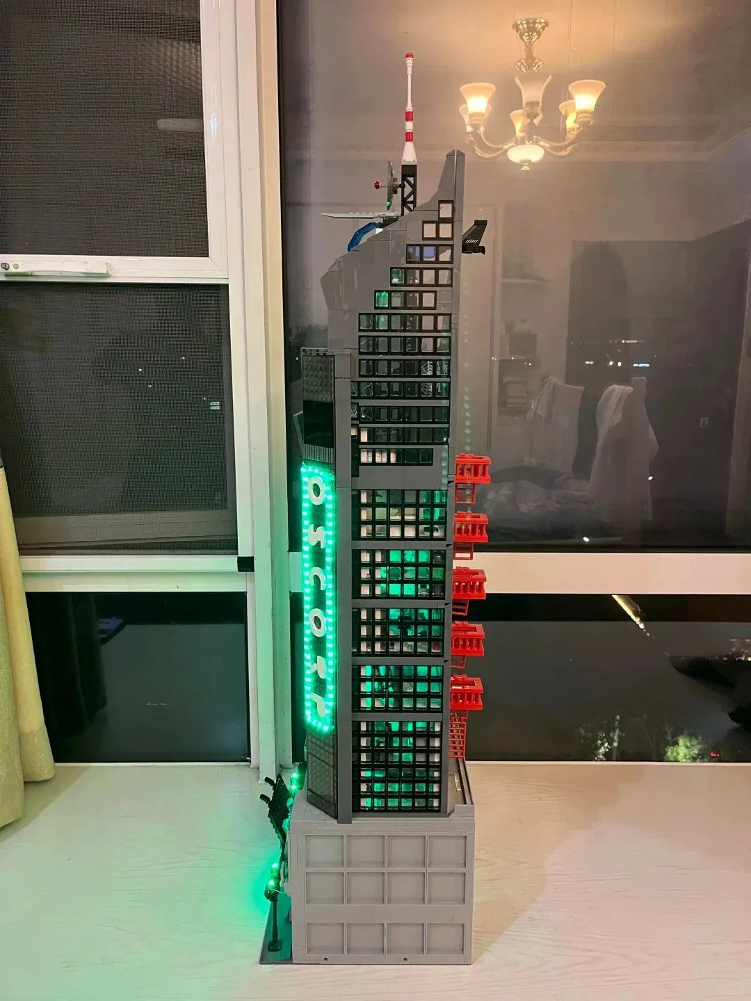 6375PCS Spider Oscorp Hero Tower With Light Building Blocks Movie City Classic Architecture Modular Assembly Model Kit DIY Toy G