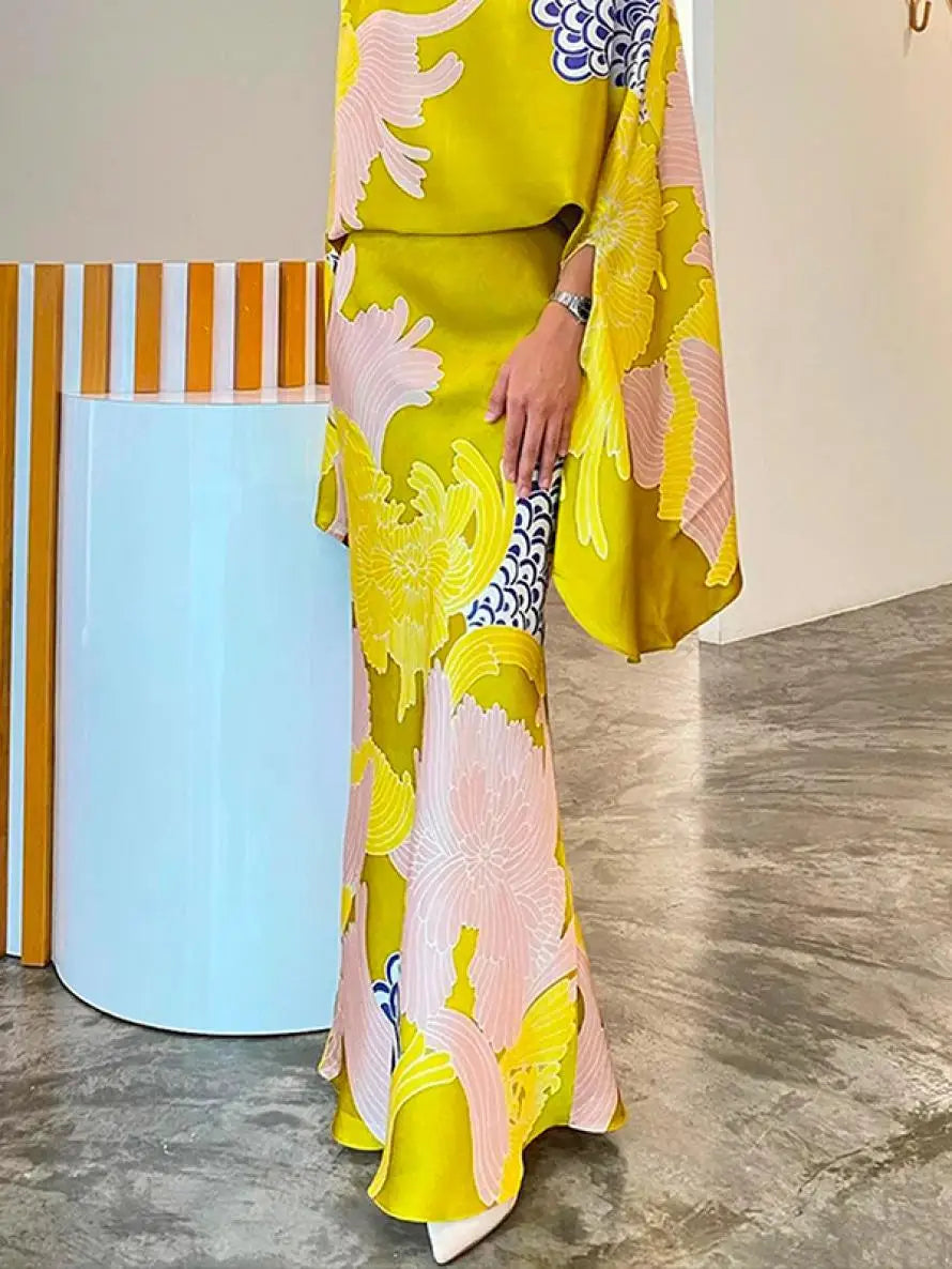 Yeezzi Floral Batwing Blouse & High-Waist A-Line Skirt