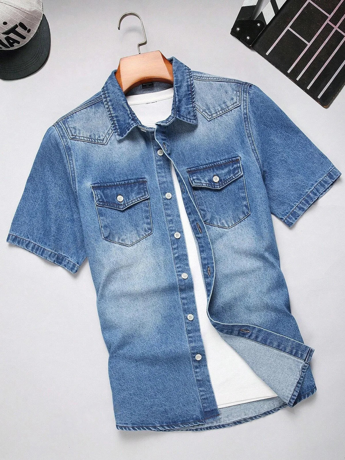 Men's Summer Vintage Denim Short-Sleeve Shirt, Lapel Button Casual Denim Blouse