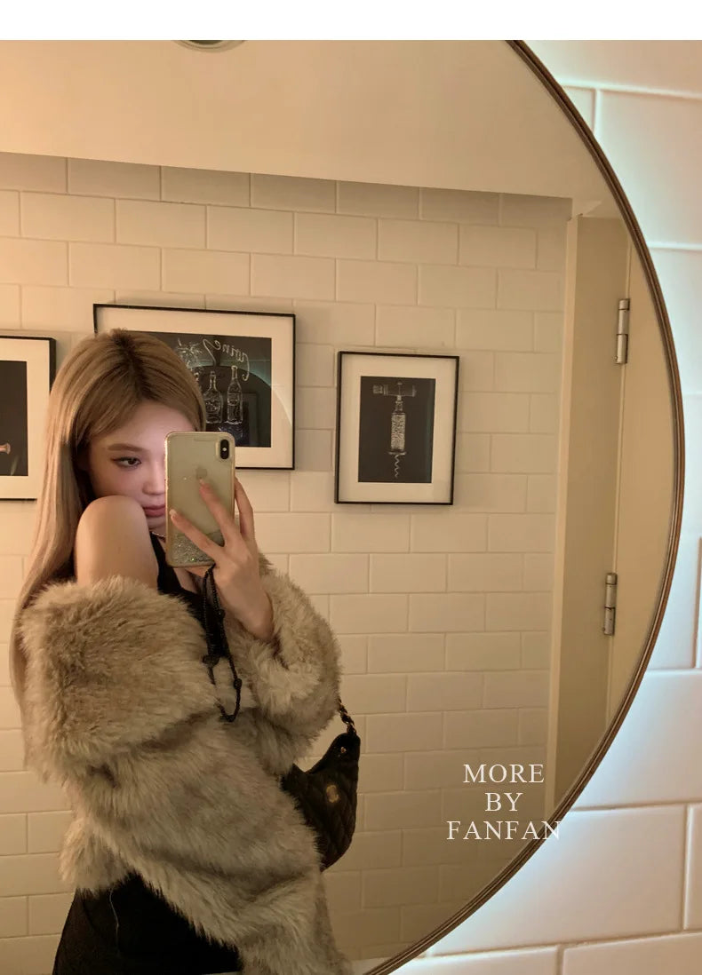 Women's Faux Fur Winter Jacket with Pockets