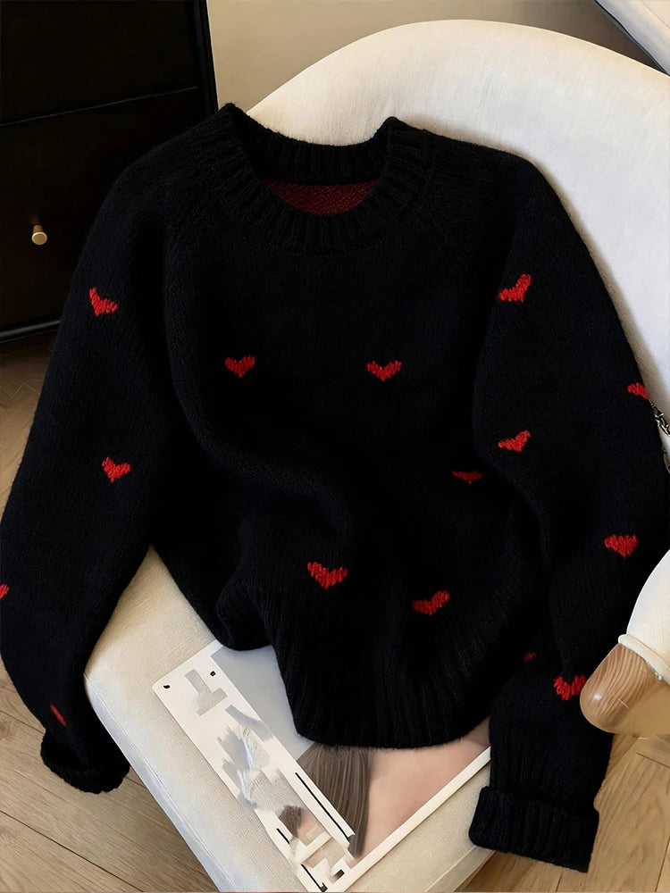 Women's Heart Print Round Neck Sweater