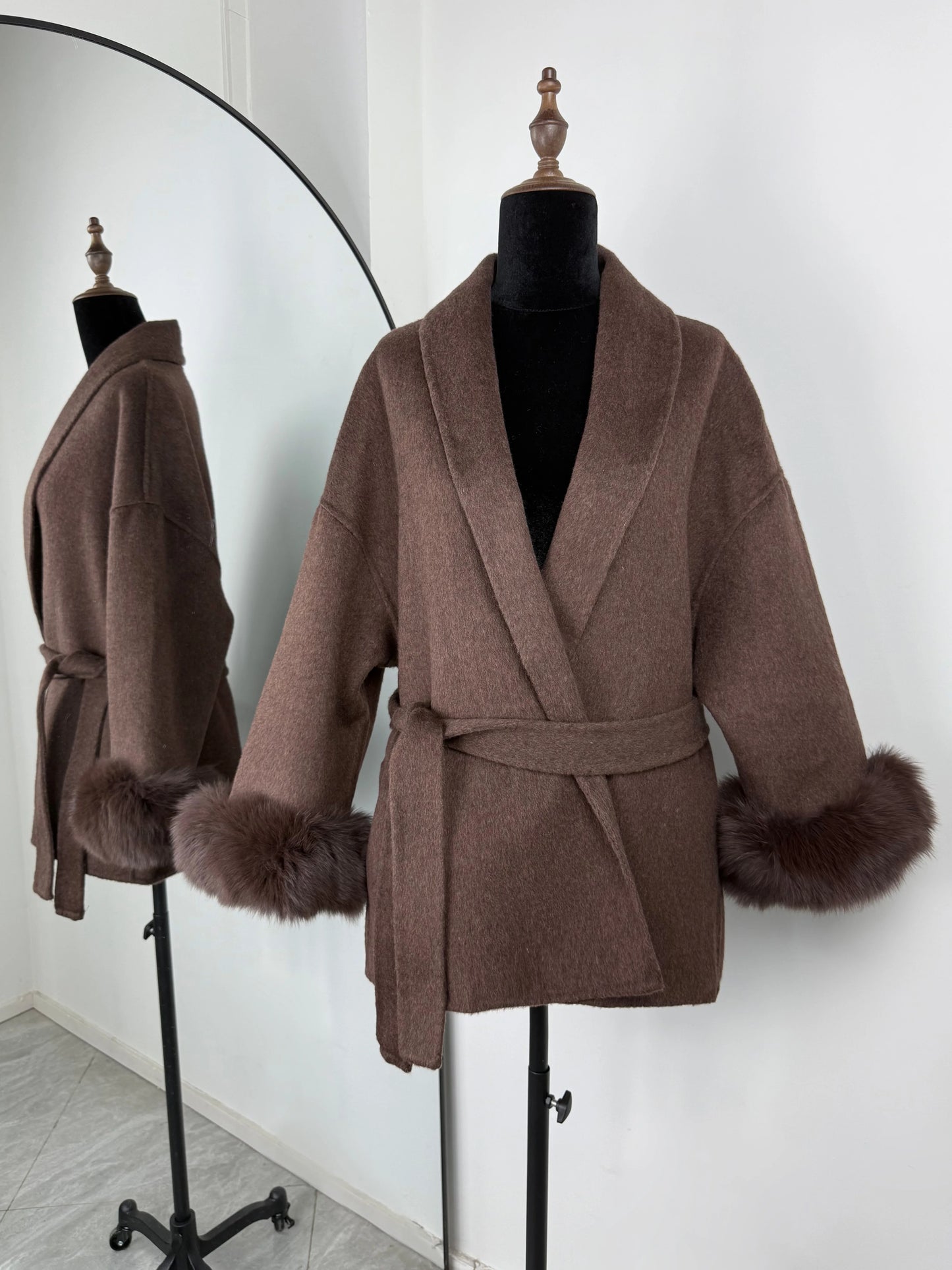 Elegant Fox Fur & Double-Sided Wool Coat