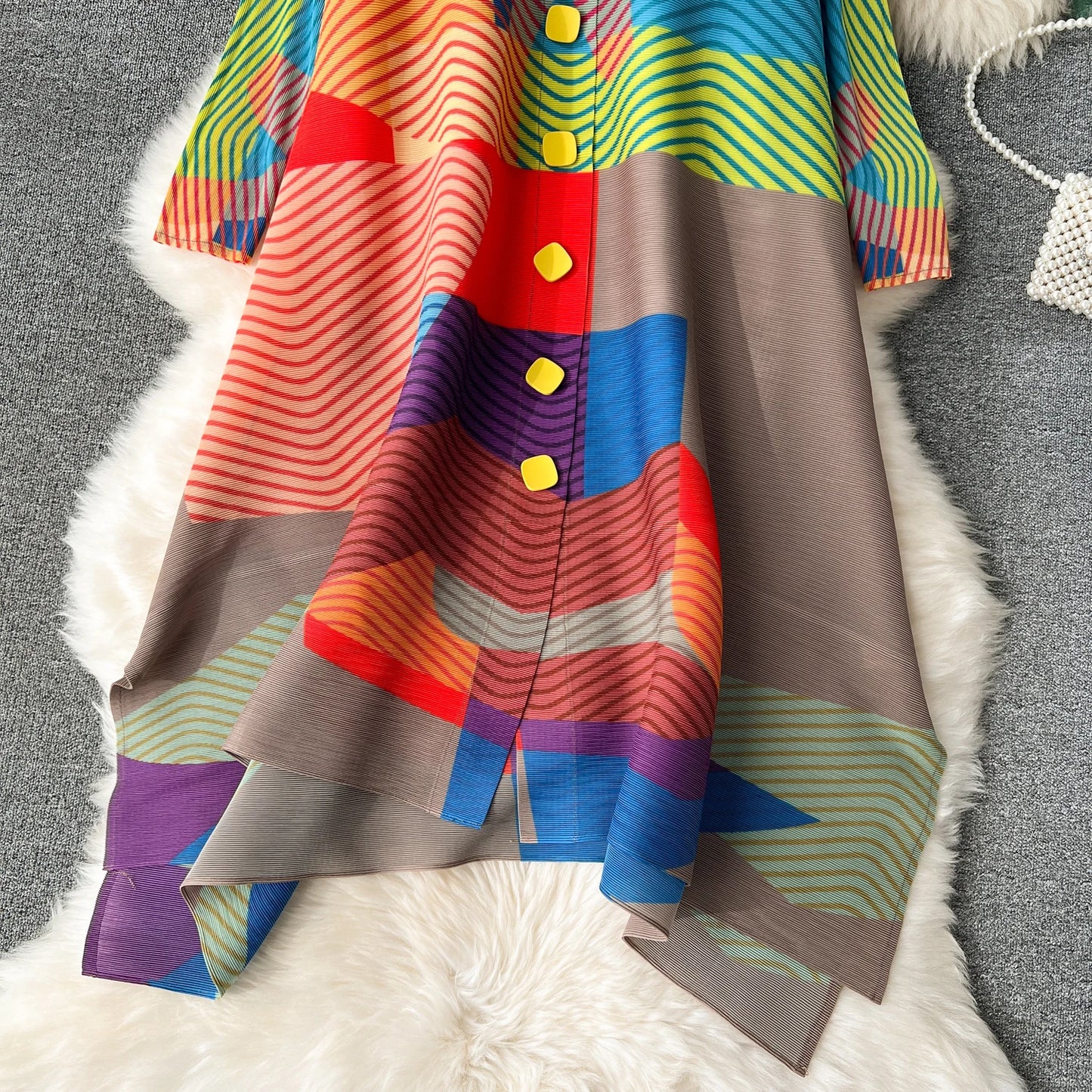 Miyake Pleated Drape Dress – Colorblock Print, 3/4 Sleeve