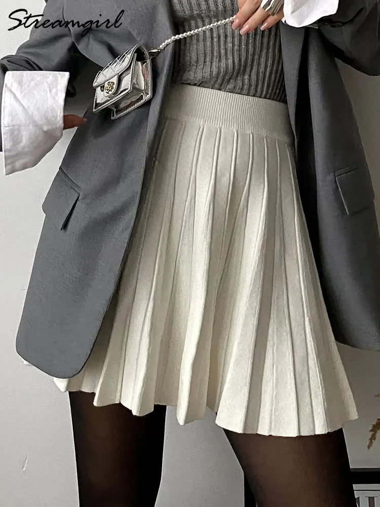 Elegant Knit Pleated Mini Skirt for Women