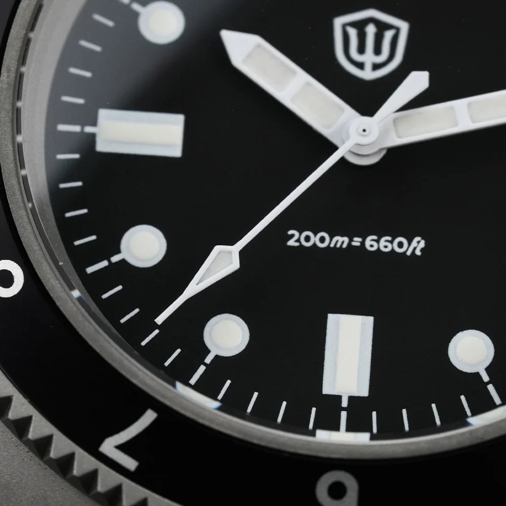 Watchdives WD1972 Quartz Watch VH31 Sweep Seconds Movement Sapphire Crystal BGW9 Luminous 20Bar Waterproof Wristwatch