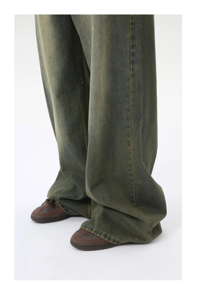 Men's Loose Straight-Leg Denim Jeans & Shorts
