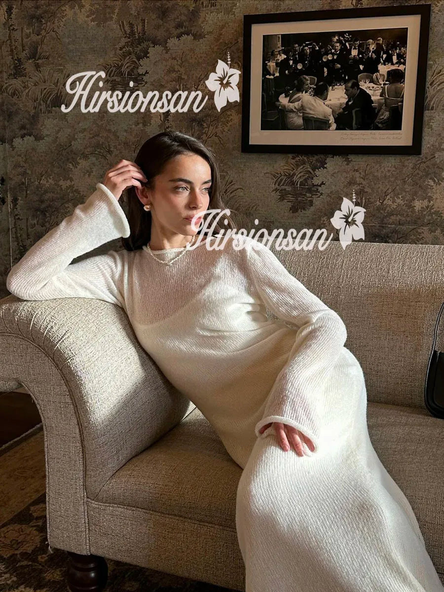 Elegant O-Neck Knit Maxi Dress