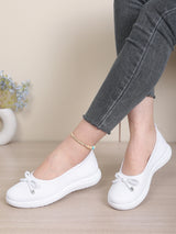Women's Breathable Mesh Flat Shoes, Decorated with a Bow, Are Lightweight and Comfortable, Perfect for Mom Shoes.