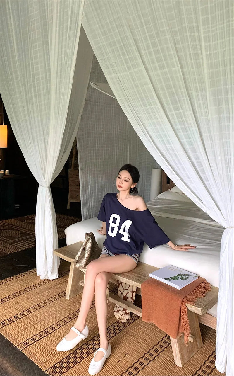 Vintage Print One-Shoulder Tee