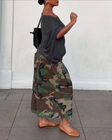 Women's Camo Wide-Leg Streetwear Trousers - High-Waist Vintage Cargo Capris