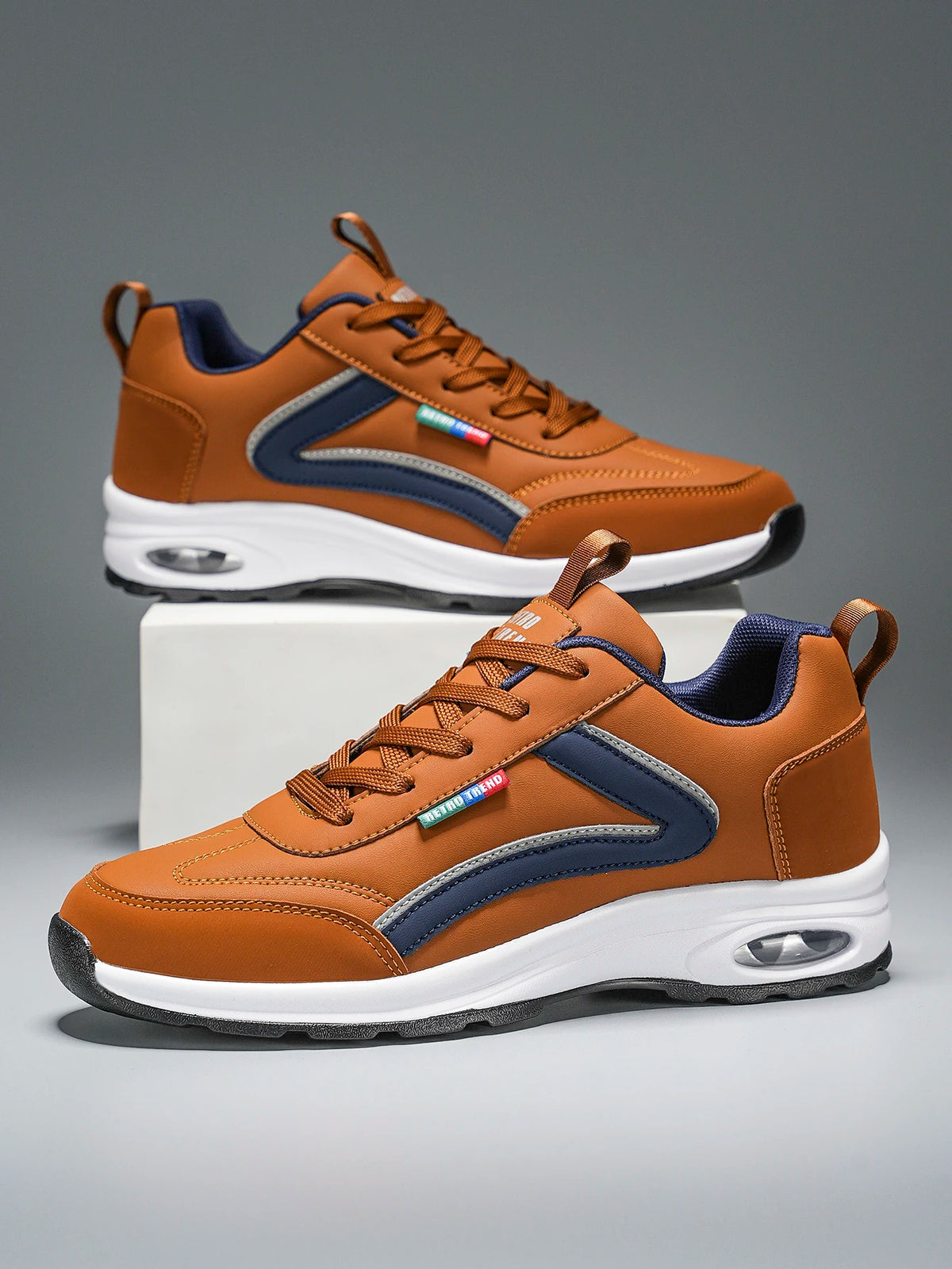 Men's Large Size Sports Shoes Outdoor Hiking Running Comfortable Casual Versatile Fashionable Training Shoes for Couples