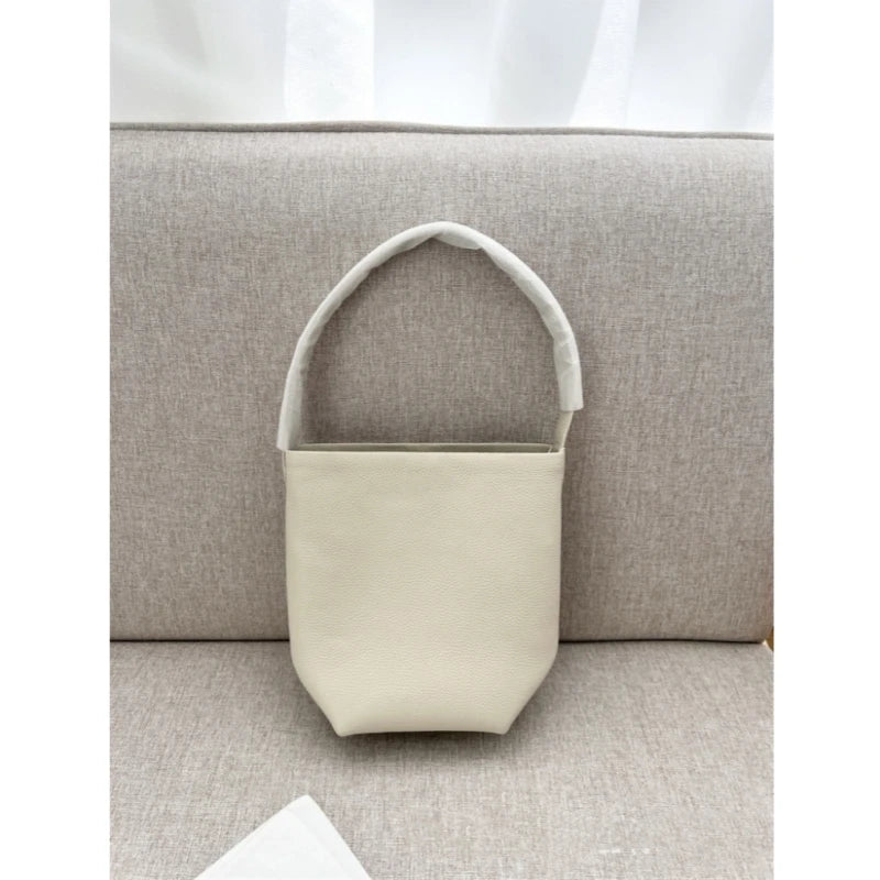 25 year new cowhide lychee pattern single shoulder commuting versatile large capacity bucket bag