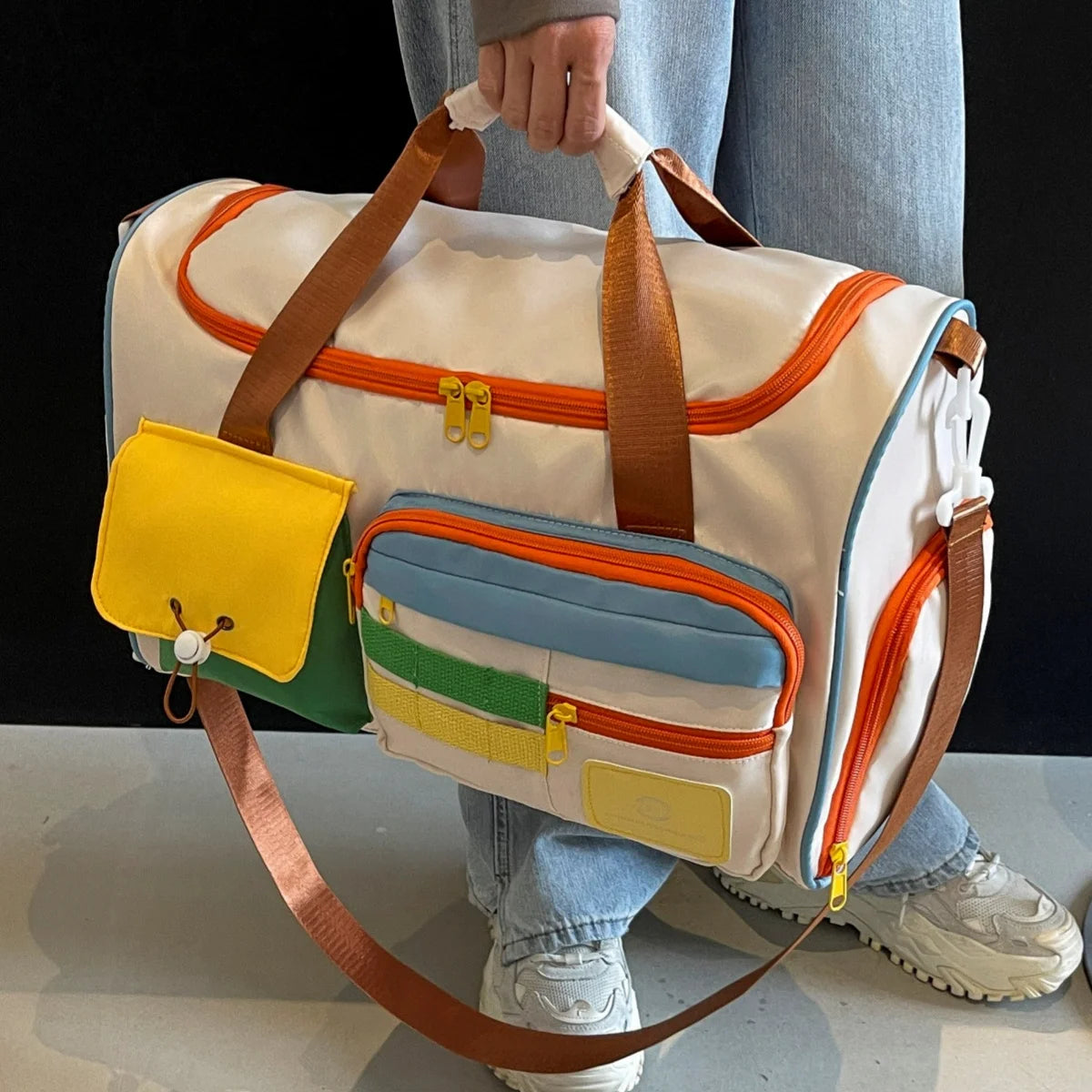 Travel BagDuffel Bag Cosmetics Bag Professional Fitness Bag Yoga Swimming Training Backpack Suitable for Men and Women