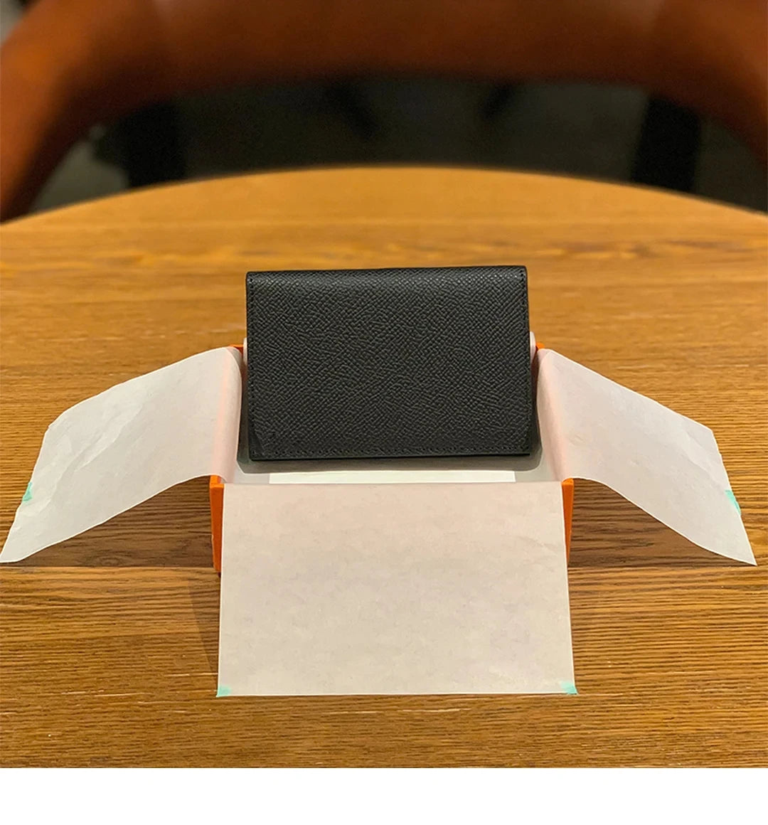 Genuine Leather Credit Card Holder for Women And Men with Free Embossing Personalized High-Quality Protective Bank Card Case