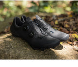 Santic Cycling Shoes Men's Mountain Carbon Fiber Lock Shoes Bicycle Riding Equipment Grade 14 Lightweight TMS24050