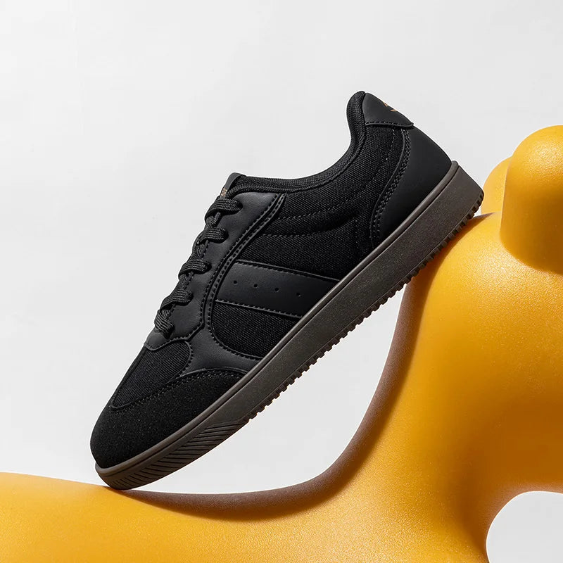 Minimalist Wide-Toe Barefoot Sneakers