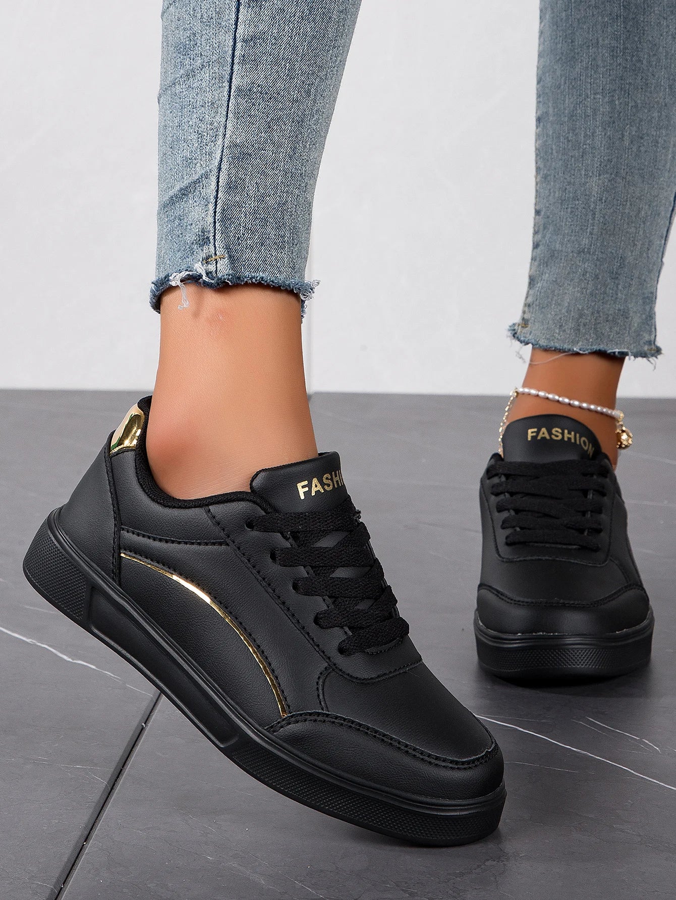Baasploa Women’s Leather Platform Sneakers