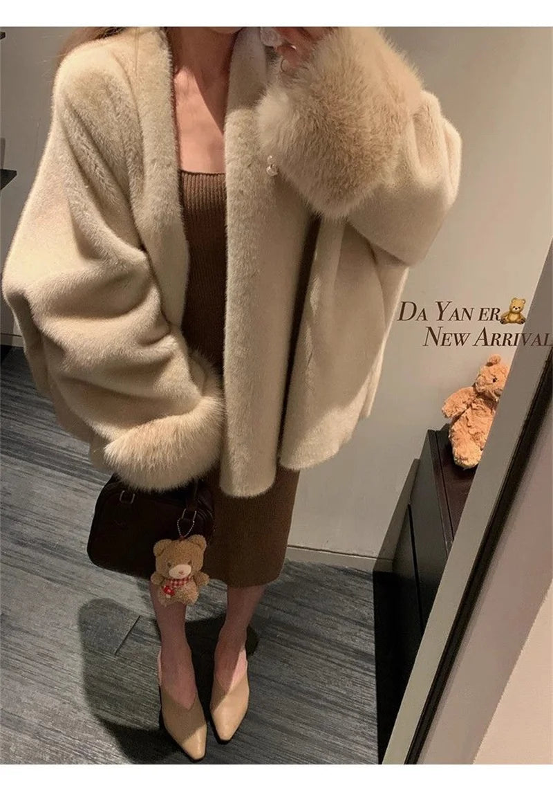 Women’s Mink Fur Coat with Collar and Pockets