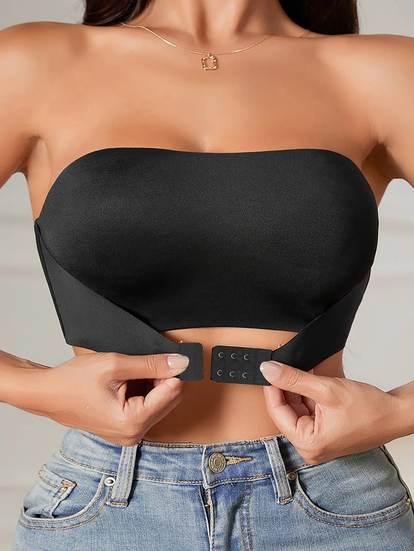 Women's Seamless Strapless Front-Button Wire-Free Bra
