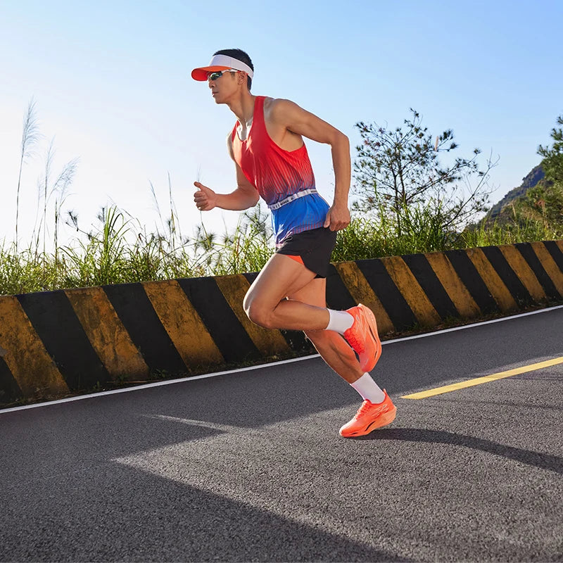 361 Degrees Flame 4.0 Men Running Shoes New Carbon Plate Racing Marathon Stable Rebound Traction Jogging Male Sneakers 672512205
