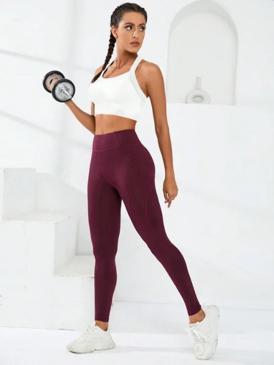 Cross-Back Adjustable Seamless Sports Bra Set – Breathable & Pad-Free